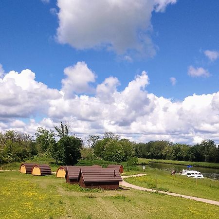 La Halte Du Canal Luthenay-Uxeloup Dış mekan fotoğraf